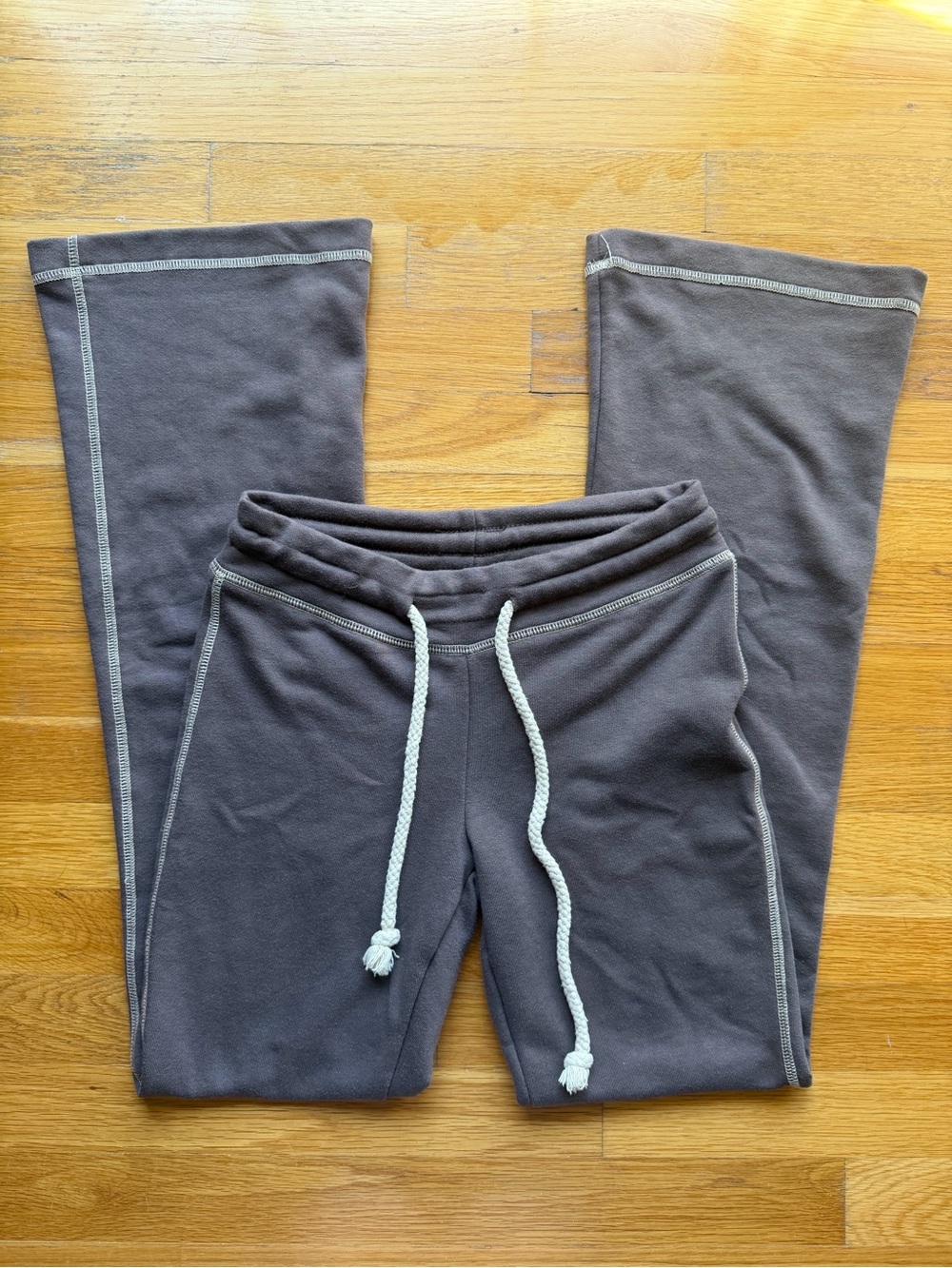 Edikted Brown Flare Sweatpants – Size XS